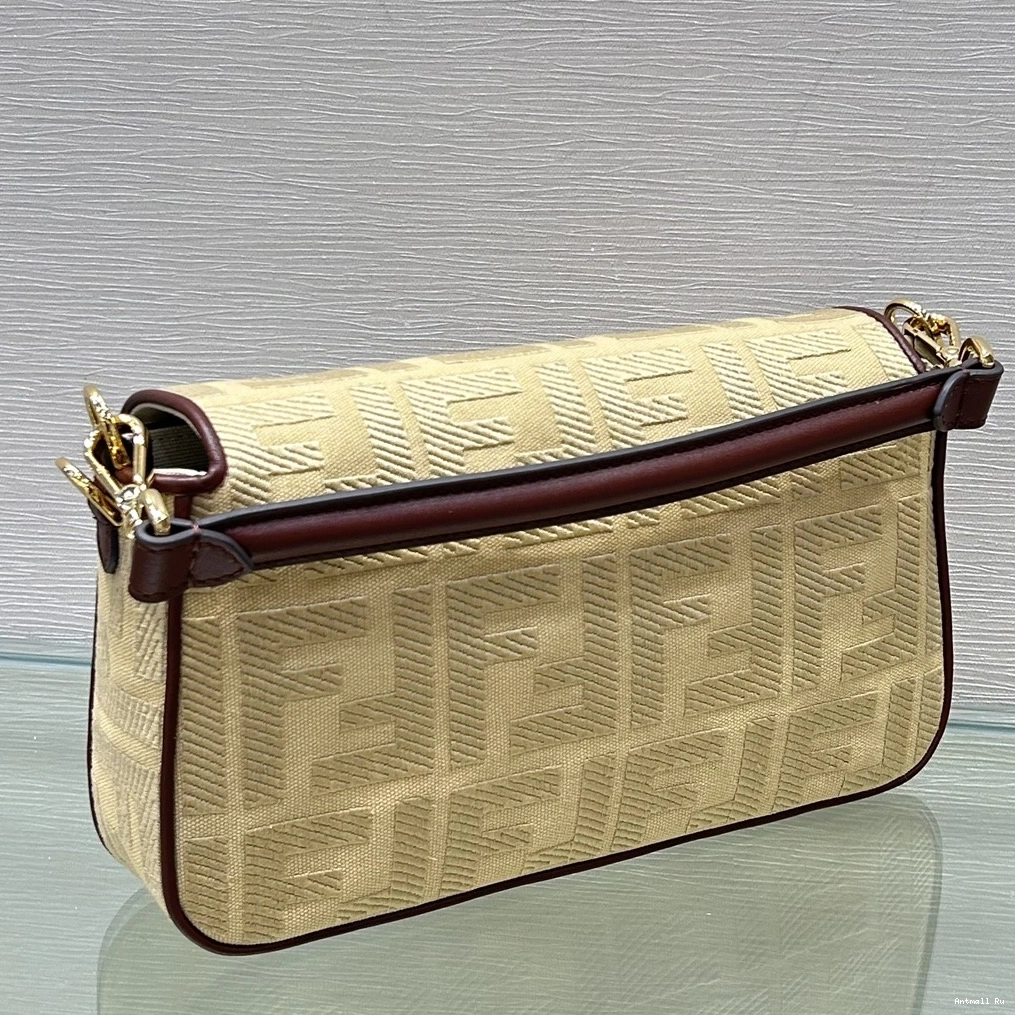 Bags EyeCatching Satchel 69728 Fendi 0712